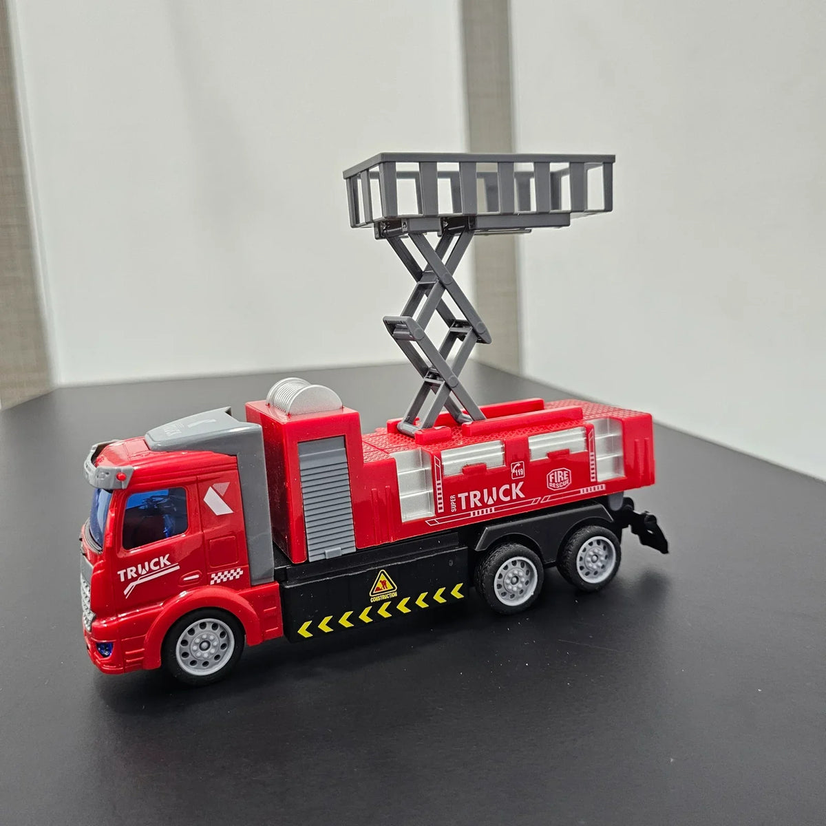 Super Fire Truck R.C. Truck (Without Battery)