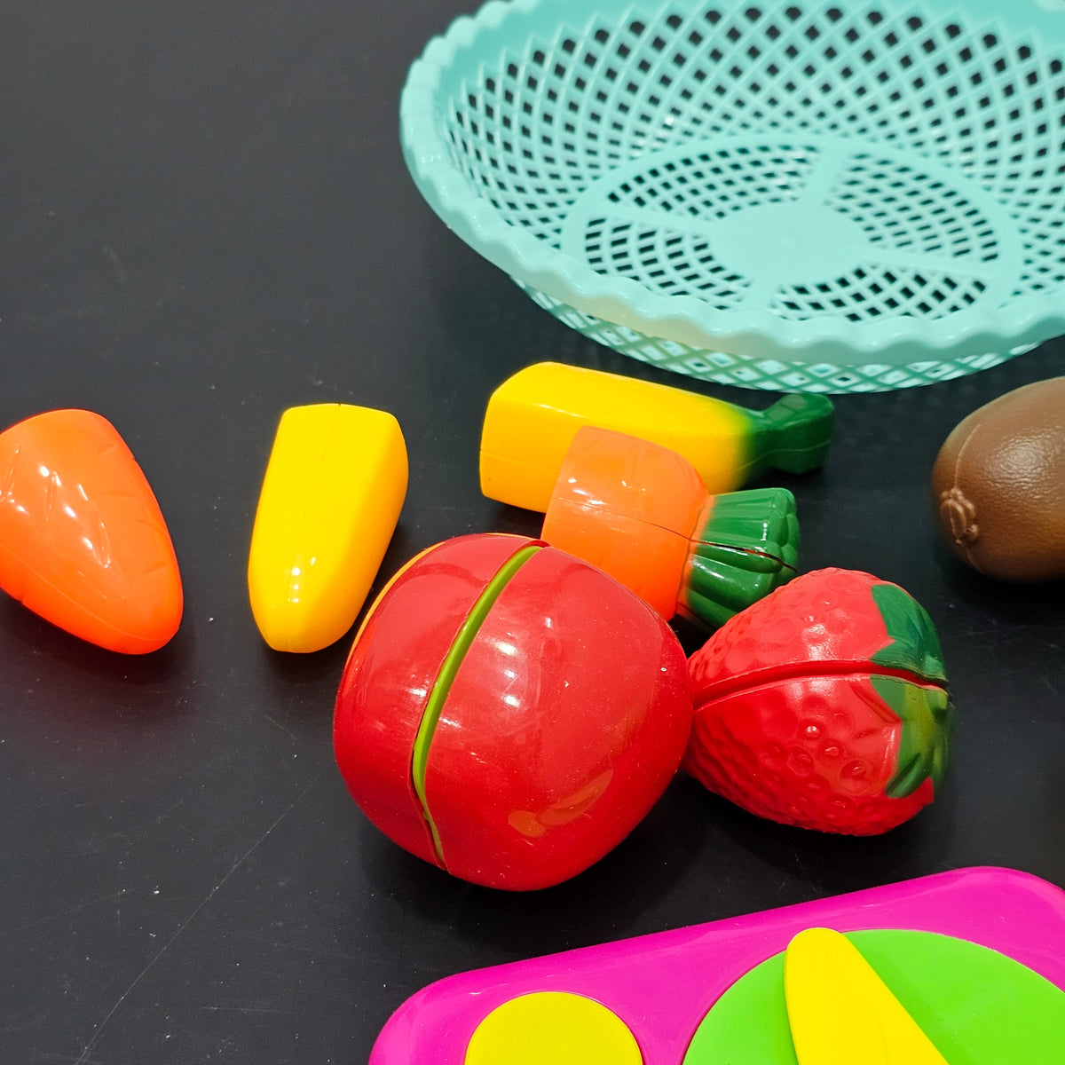 Cutting Fruits Toy Set for Kids – Fun Pretend Play with Safe Tools