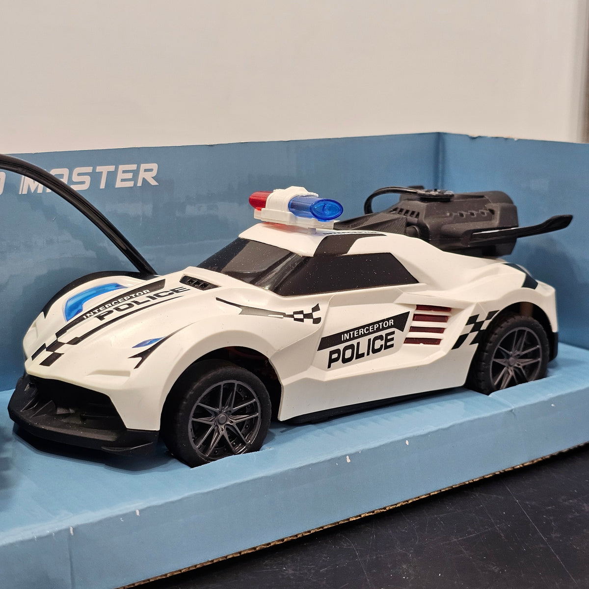 Rod Master Police Car – Cool Light & Spray Action with Remote Control