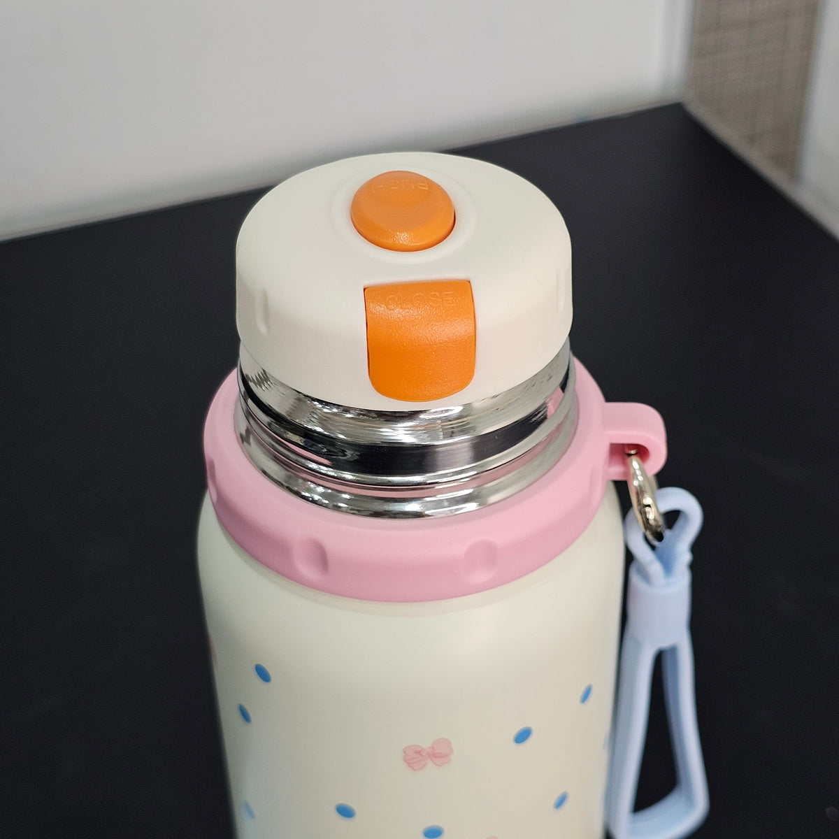 Vacuum Cup 500ml – Hot & Cold Insulated Water Bottle