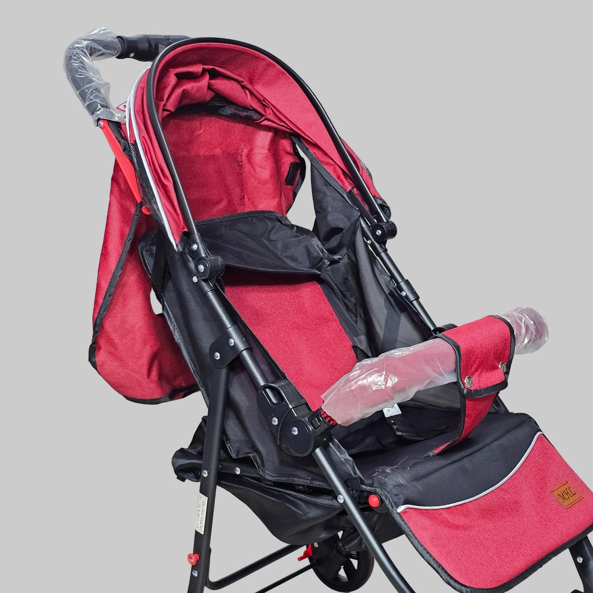 Lightweight Baby Stroller – Foldable with 360° Wheels & Sun Canopy