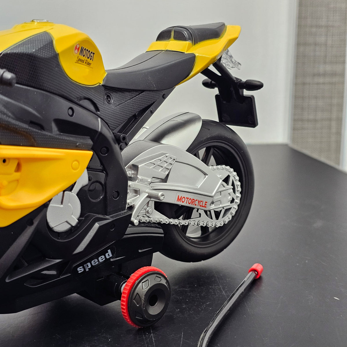 Race Moto 1:20 Remote Control Motorcycle – 360° Spin, Light & Sound Action