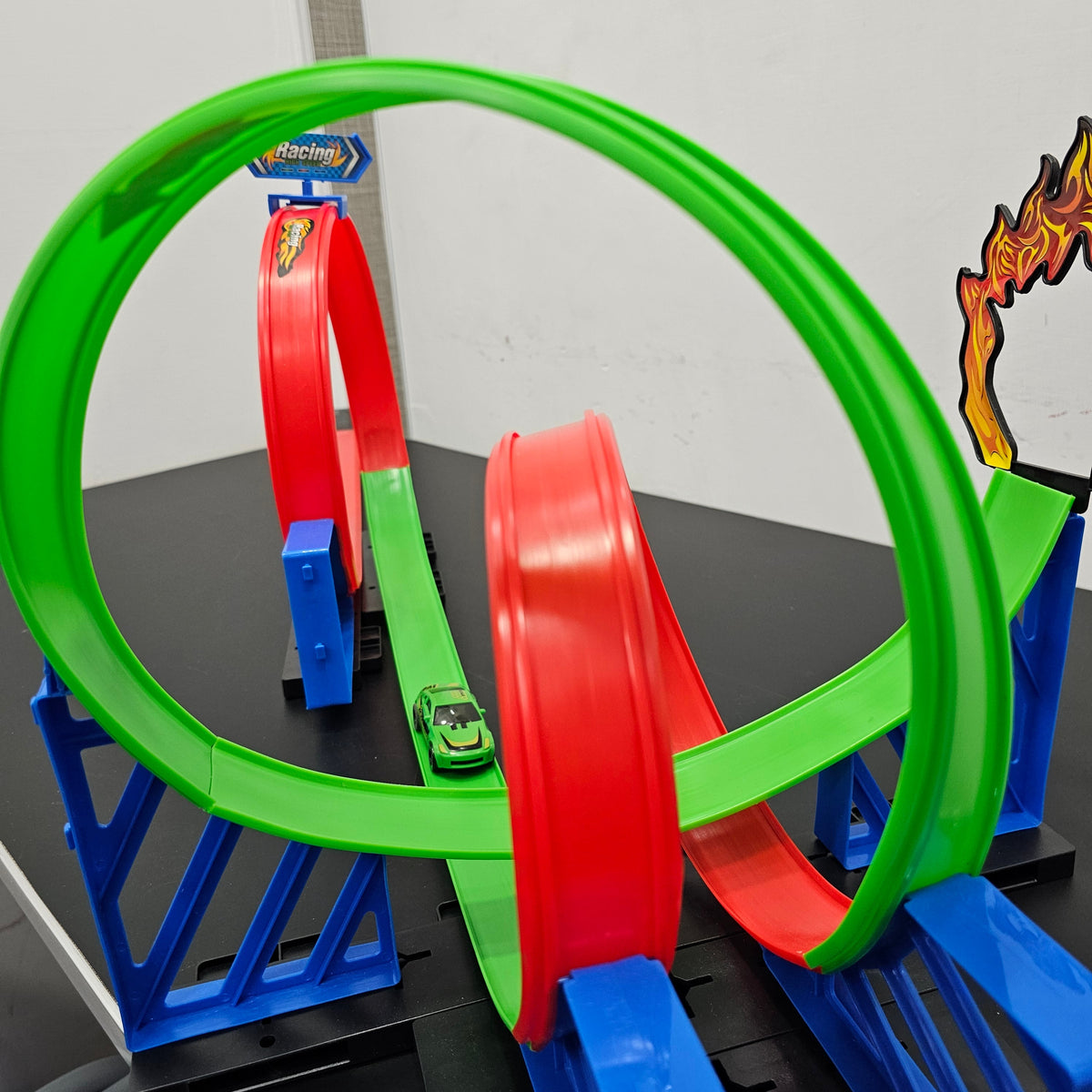 Hot Wheels Racing Car – 360° Speed Loop Family Game