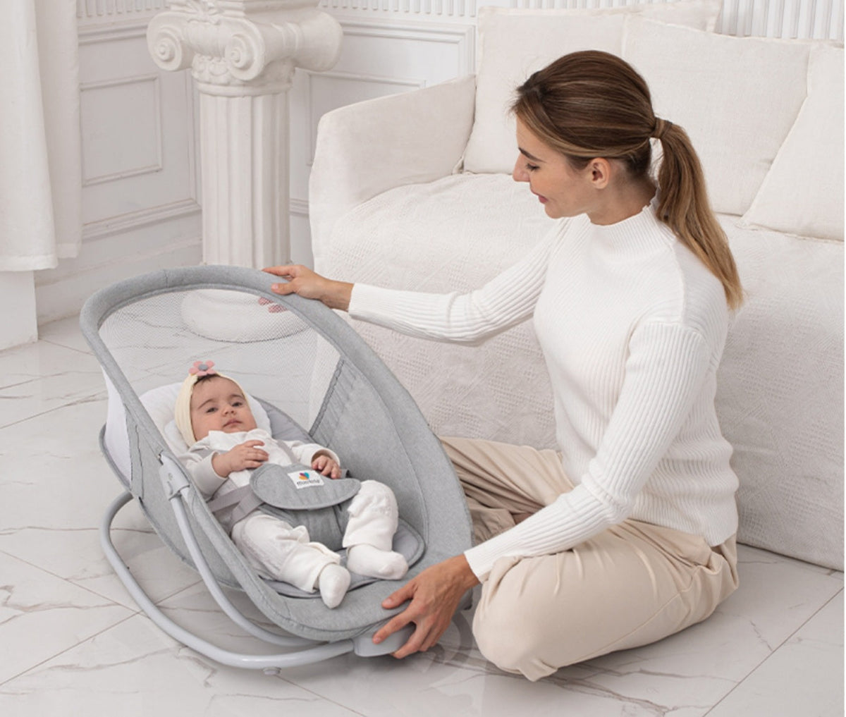 Mastela 4-in-1 Multi-Functional Fold-Up Bassinet