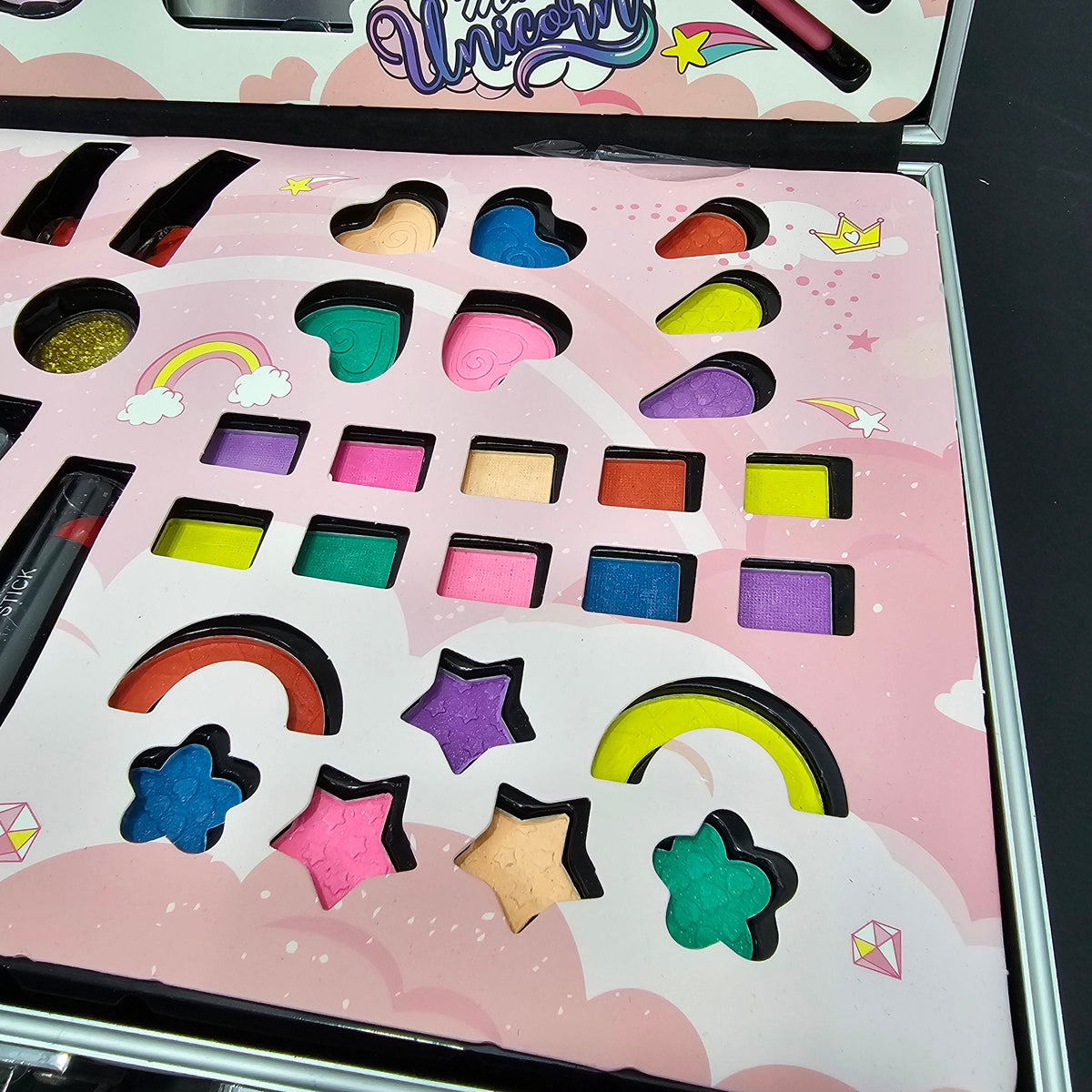 Unicorn Makeup Suitcase – Magical Beauty Set for Kids