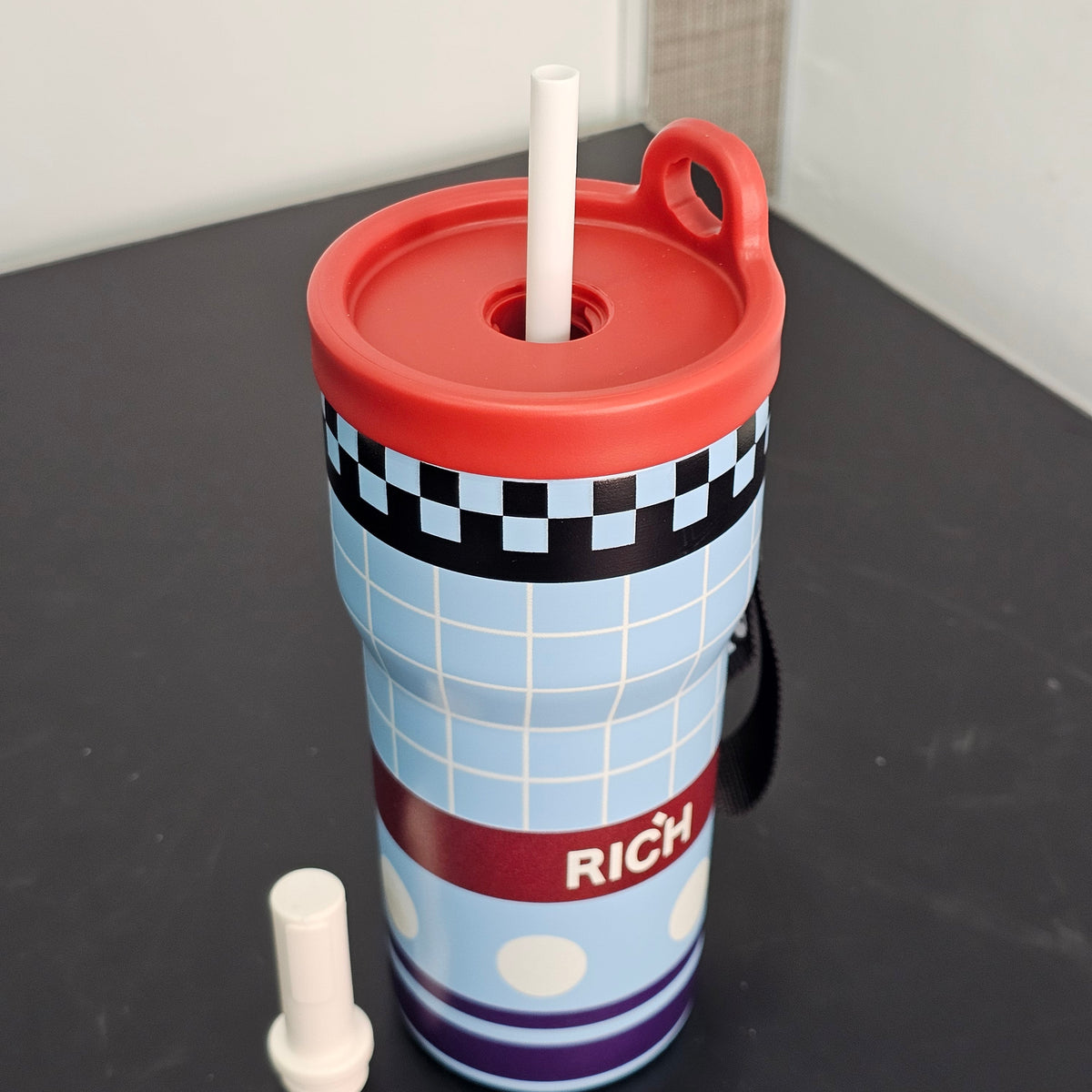 Starx Hot & Cold Water Cup 560ml – Insulated Thermal Bottle